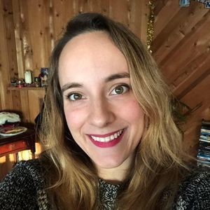 Meet your Posher, Caitlyn